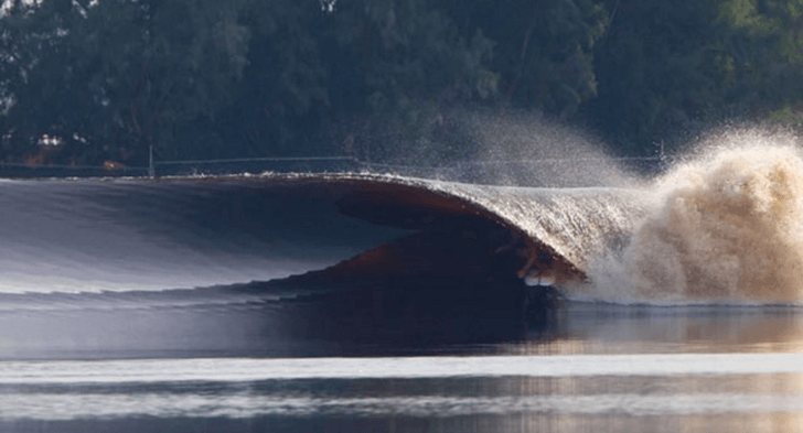 John John Florence vs Kelly, en la piscina de Slater