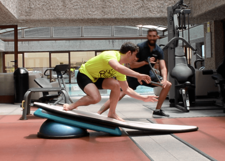 Entrenamiento funcional de surf: Remada, coordinación y equilibrio