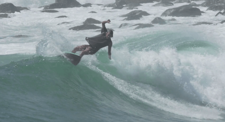 La mezcla del surfing clásico con el de competición
