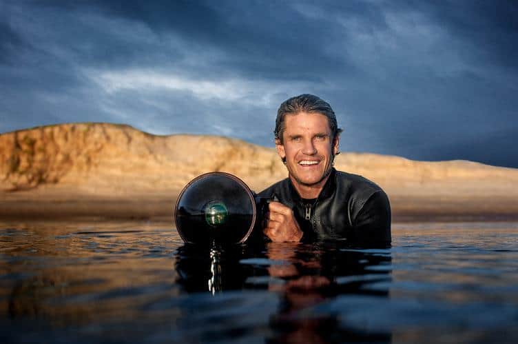 Tom Woods: ¿cómo ser fotógrafo de surf profesional?