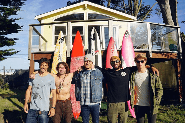 5 surfistas vascos a la conquista de Mavericks
