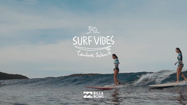 Las chicas del equipo Billabong de surftrip en Lombok