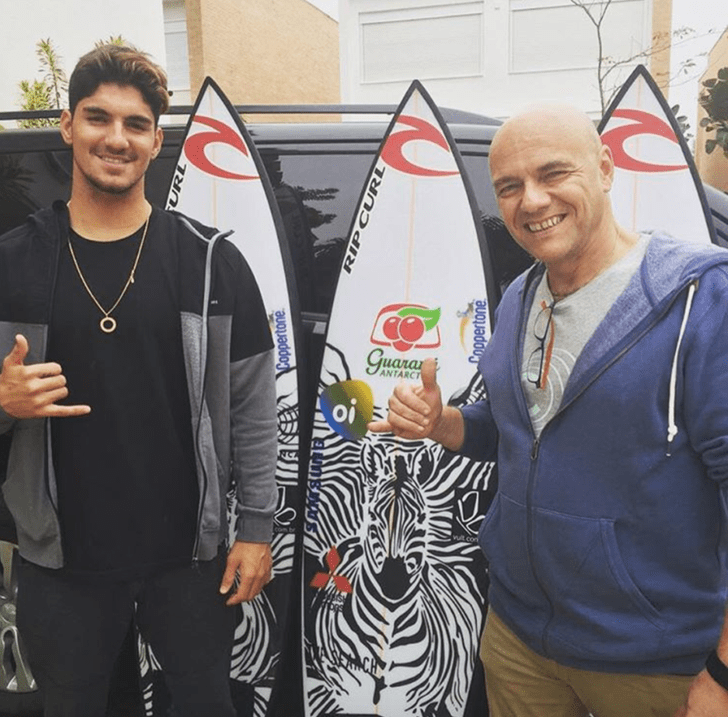 ¿Cuáles son las tablas de surf profesionales más vendidas? 7 Gabriel Medina y Cabianca