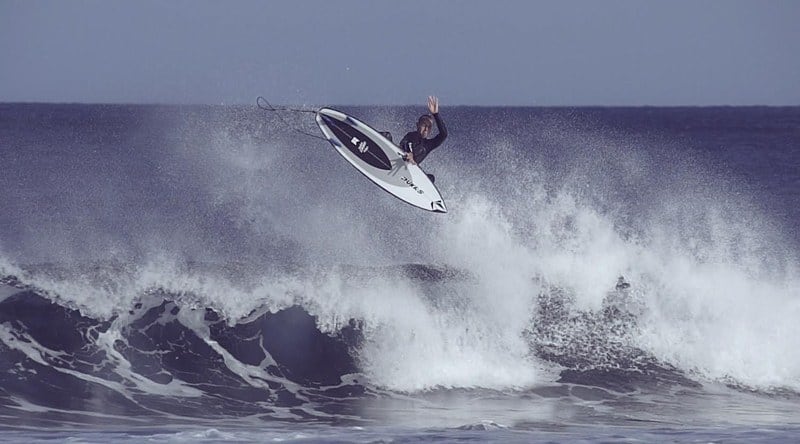 Yael Peña, la joven promesa del surf canario