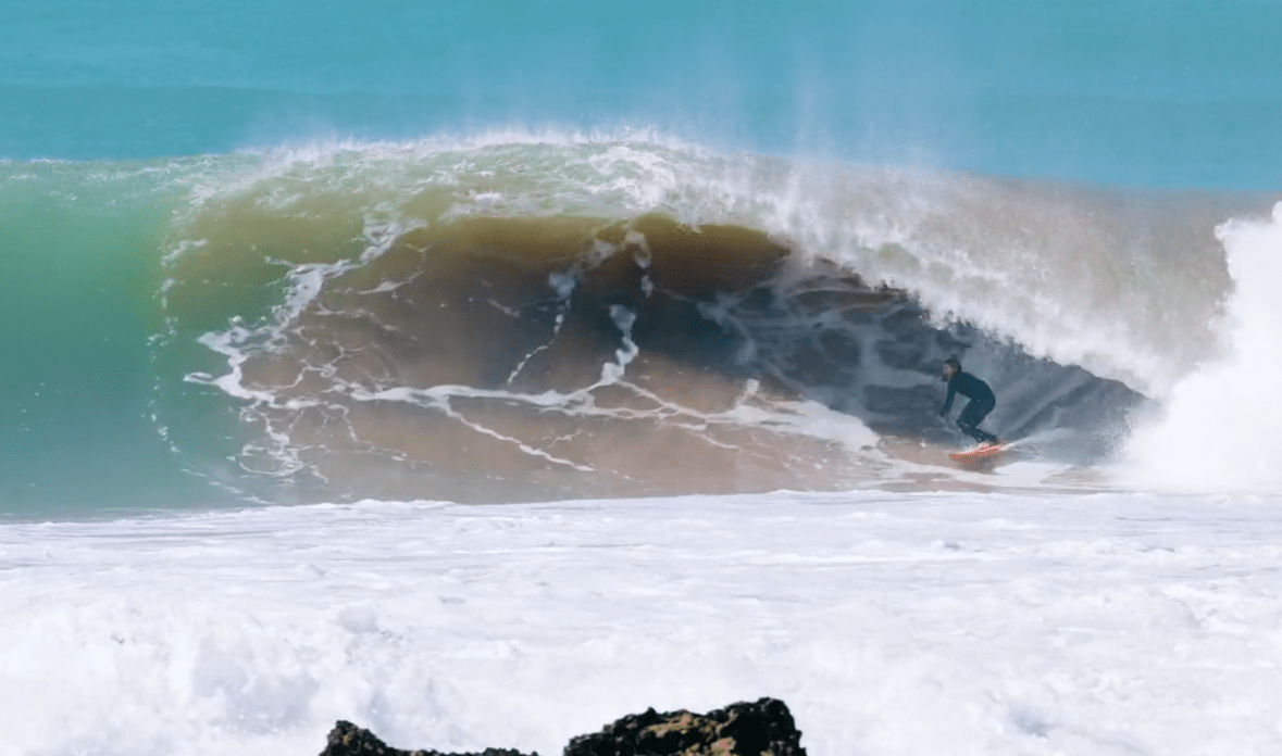 Alex Gray de surftrip por Marruecos 6 tubos 1 ola