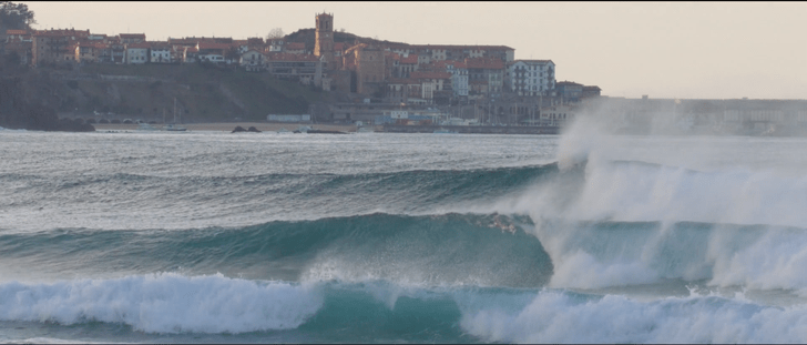 Olas de derechas en Euskadi: Zarautz