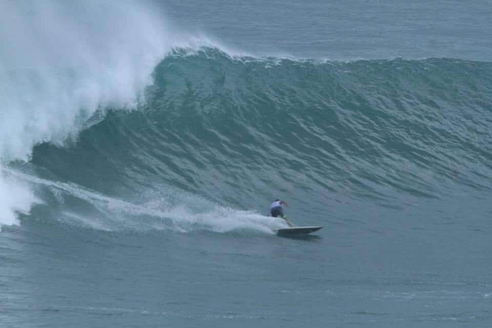 Victor el surfista español atrapado en Singapur