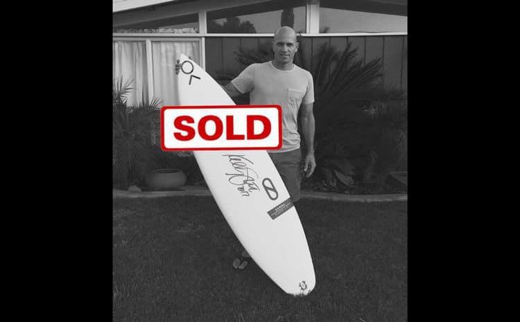 25.000 dólares por la tabla de Kelly Slater