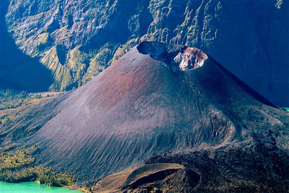 Alerta en Bali por el volcán Agung, más de 75000 evacuados 2 Volcan Agung