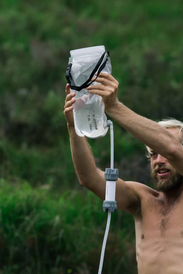 transportar agua en un viaje